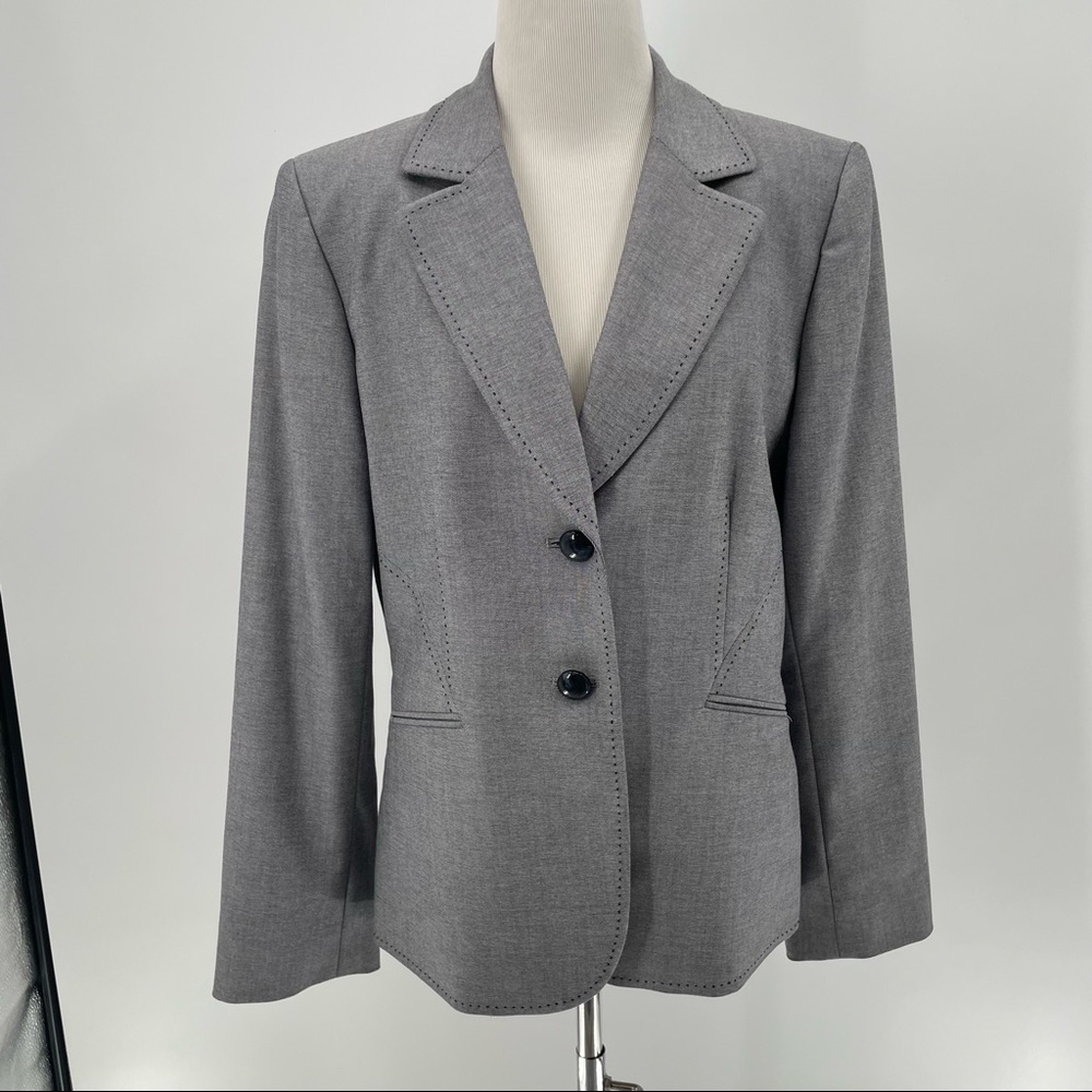 Antonio Melani Woman’s Grey Blazer